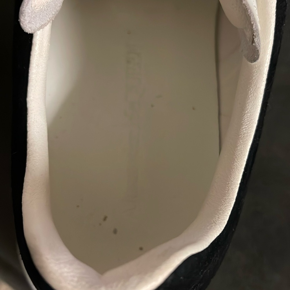 Alexander McQueen White Sneakers Sleek Design - Picture 7 of 10